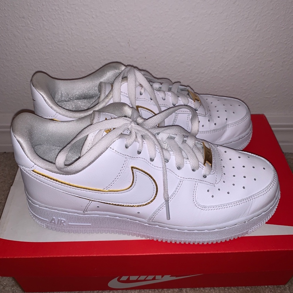 Nike Air Force 1 '07 Essential "White/Gold" Shoes